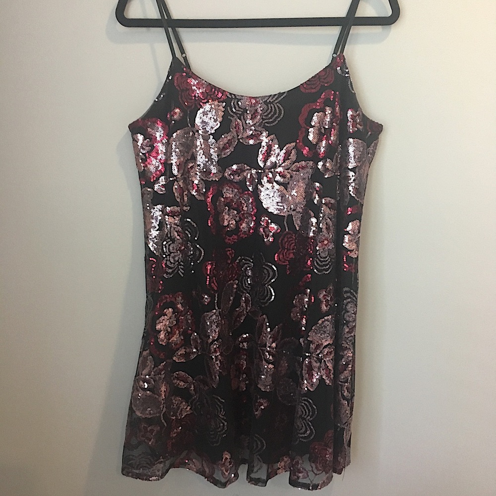 Windsor pink & silver sequined overlay dress Large